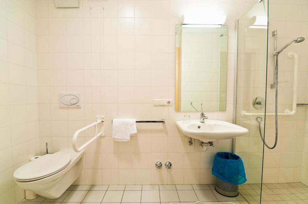 Kolpinghaus Bolzano Hotel Room photo